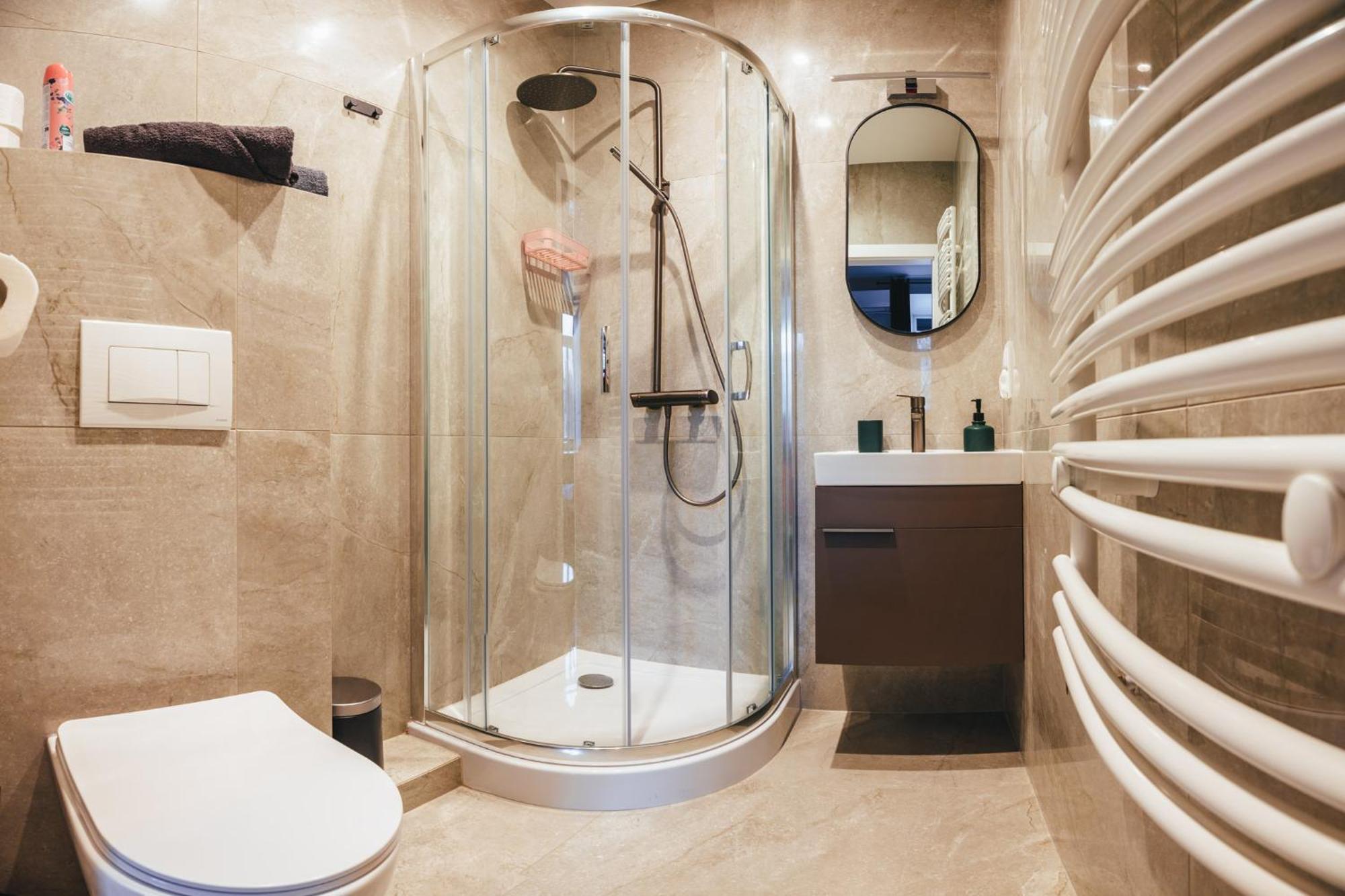 Przytulny Apartament Przy Dworcu Radom Buitenkant foto
